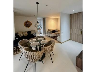 Apartamento de 2 alcobas en venta en El Poblado, Medellín, 96 m² · foto 2 de 10