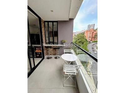 Apartamento de 2 alcobas en venta en El Poblado, Medellín, 96 m² · foto 9 de 10