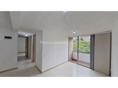 Apartamento de 3 alcobas en venta en Amazonia, Bello, 56 m² · foto 2 de 20