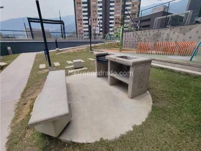 Apartamento de 3 alcobas en venta en Tierra Adentro, Bello, 52 m² · foto 19 de 20
