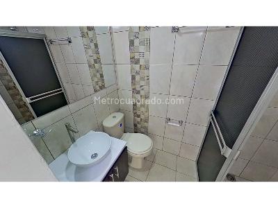 Apartamento de 3 alcobas en venta en Madera, Bello, 63 m² · foto 13 de 20