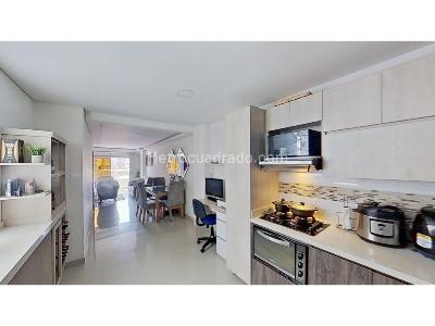 Apartamento de 3 alcobas en venta en Cabañitas, Bello, 82 m² · foto 5 de 16
