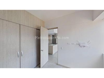 Apartamento de 2 alcobas en venta en Cabañas, Bello, 55 m² · foto 10 de 20