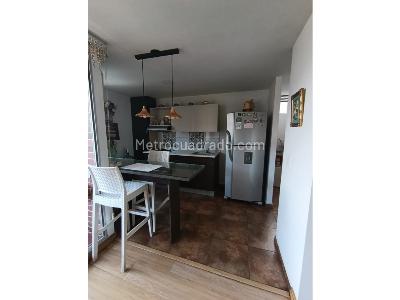Apartamento de 3 alcobas en venta en Cabañas, Bello, 115 m² · foto 3 de 13