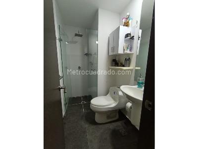 Apartamento de 3 alcobas en venta en Cabañas, Bello, 115 m² · foto 8 de 13