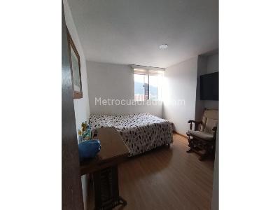 Apartamento de 3 alcobas en venta en Cabañas, Bello, 115 m² · foto 11 de 13