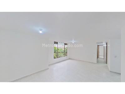 Apartamento de 3 alcobas en venta en Valerias, Bello, 75 m² · foto 2 de 20