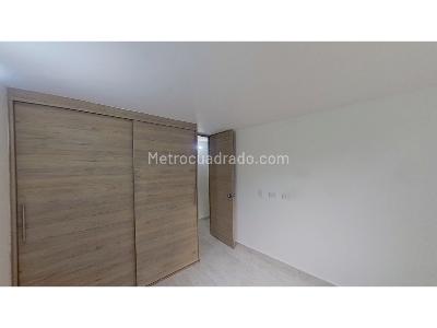 Apartamento de 3 alcobas en venta en Valerias, Bello, 75 m² · foto 16 de 20