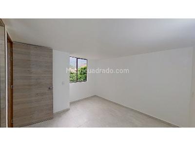 Apartamento de 3 alcobas en venta en Valerias, Bello, 75 m² · foto 20 de 20