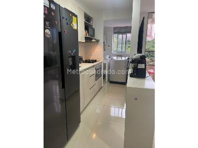 Apartamento de 2 alcobas en venta en Ciudad Fabricato, Bello, 56 m² · foto 3 de 10
