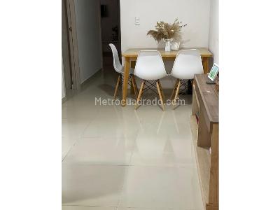 Apartamento de 2 alcobas en venta en Ciudad Fabricato, Bello, 56 m² · foto 4 de 10
