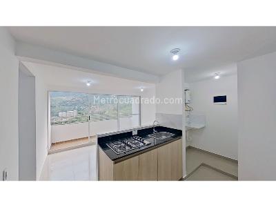 Apartamento de 3 alcobas en venta en San Gabriel, Bello, 54 m² · foto 6 de 19