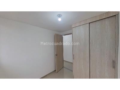 Apartamento de 3 alcobas en venta en San Gabriel, Bello, 54 m² · foto 12 de 19