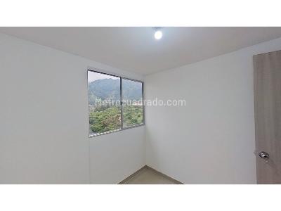 Apartamento de 3 alcobas en venta en San Gabriel, Bello, 54 m² · foto 15 de 19