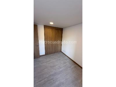 Apartamento de 3 alcobas en venta en Ciudad Fabricato, Bello, 71 m² · foto 6 de 9
