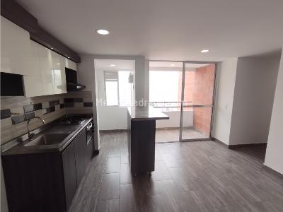 Apartamento de 3 alcobas en venta en Niquia, Bello, 58 m² · foto 2 de 16
