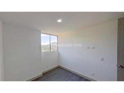 Apartamento de 3 alcobas en venta en Caminos De La Romeria, Sabaneta, 76 m² · foto 10 de 19