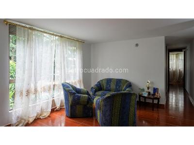 Apartamento de 3 alcobas en venta en Valerias, Bello, 71 m² · foto 2 de 18