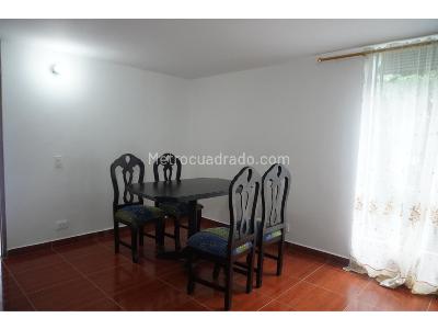Apartamento de 3 alcobas en venta en Valerias, Bello, 71 m² · foto 3 de 18