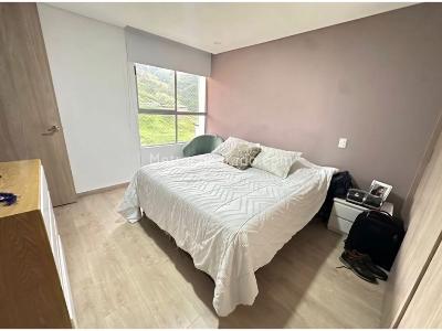 Apartamento en venta en El Salado, Envigado · foto 6 de 11