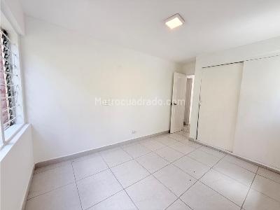 Apartamento de 3 alcobas en venta en Calasanz, Medellín, 158 m² · foto 11 de 20