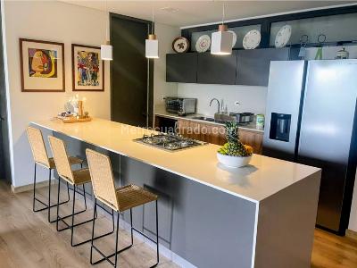 Apartamento de 1 alcoba en venta en Via Las Palmas, Medellín, 87 m² · foto 5 de 9