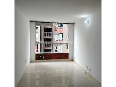 Apartamento de 2 alcobas en venta en Aralias, Bello, 41 m² · foto 2 de 12