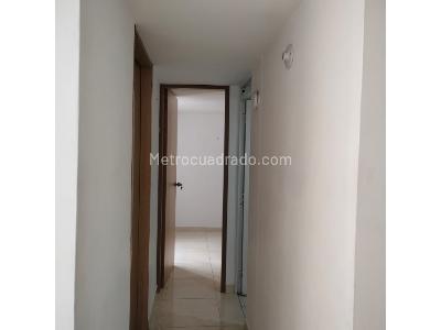 Apartamento de 2 alcobas en venta en Aralias, Bello, 41 m² · foto 6 de 12