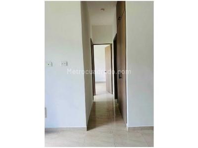 Apartamento de 2 alcobas en venta en Niquia, Bello, 55 m² · foto 3 de 11