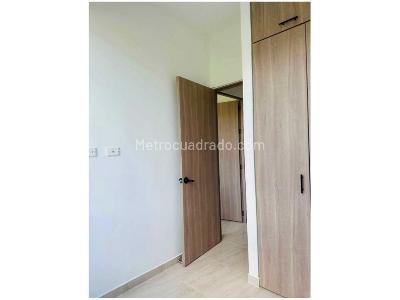 Apartamento de 2 alcobas en venta en Niquia, Bello, 55 m² · foto 4 de 11