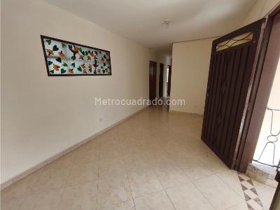 Casa de 4 alcobas en venta en Belen Rosales, Medellín, 260 m² · foto 6 de 19