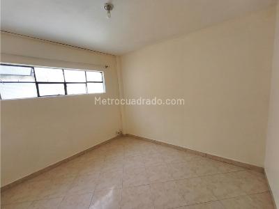 Casa de 4 alcobas en venta en Belen Rosales, Medellín, 260 m² · foto 10 de 19
