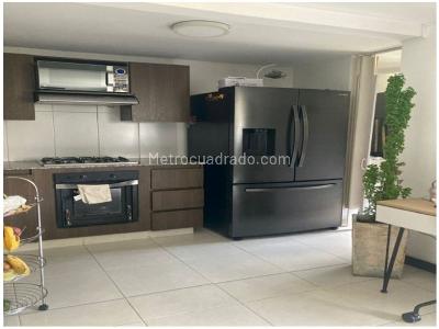 Apartamento en venta en El Trianon, Envigado · foto 2 de 7