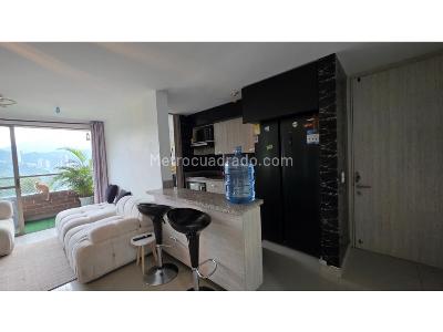Apartamento de 3 alcobas en venta en Las Lomitas, Sabaneta, 73 m² · foto 3 de 14