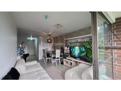 Apartamento de 3 alcobas en venta en Las Lomitas, Sabaneta, 73 m² · foto 4 de 14