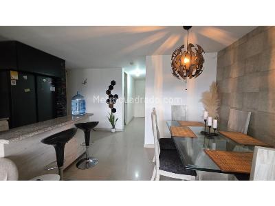 Apartamento de 3 alcobas en venta en Las Lomitas, Sabaneta, 73 m² · foto 5 de 14