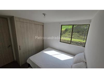 Apartamento de 3 alcobas en venta en Las Lomitas, Sabaneta, 73 m² · foto 9 de 14