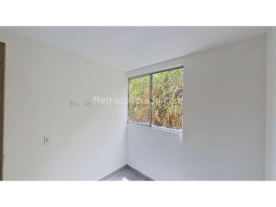 Apartamento de 3 alcobas en venta en San Gabriel, Bello, 50 m² · foto 17 de 20
