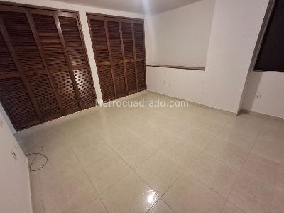 Apartamento de 3 alcobas en venta en Cabecera, Bucaramanga, 133 m² · foto 16 de 20