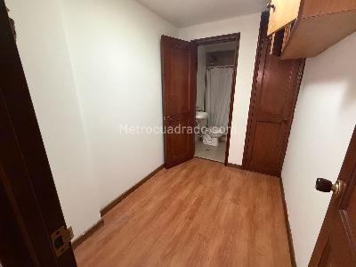 Apartamento en venta en Los Rosales, Bogotá · foto 16 de 20