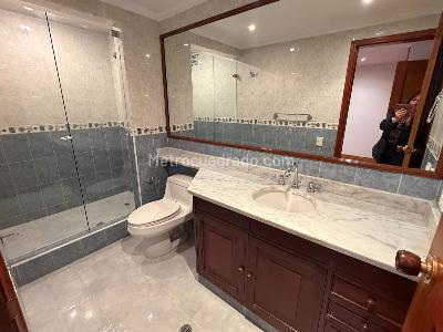 Apartamento en venta en Los Rosales, Bogotá · foto 19 de 20