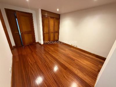 Apartamento en venta en Los Rosales, Bogotá · foto 12 de 20