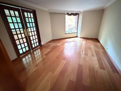 Apartamento en venta en Los Rosales, Bogotá · foto 13 de 20