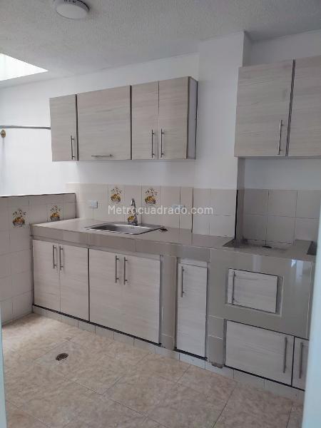 Piso – Cali, San Cristobal, Comuna 10 - Más