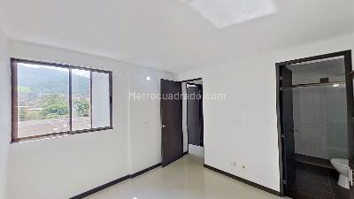 Apartamento de 3 alcobas en venta en Ceiba Del Norte, Bello, 66 m² · foto 7 de 18