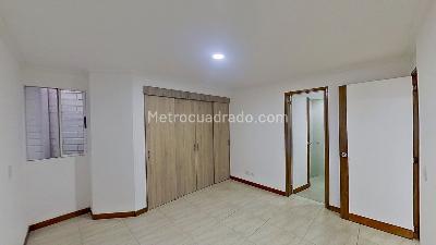 Apartamento de 1 alcoba en venta en Laureles, Medellín, 67 m² · foto 9 de 20
