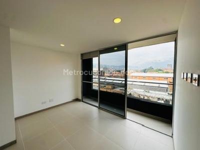 Apartamento en venta en Ciudad Coltejer, Itagüí · foto 5 de 17