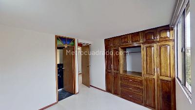 Apartamento de 3 alcobas en venta en Laureles La Almeria, Medellín, 68 m² · foto 8 de 17