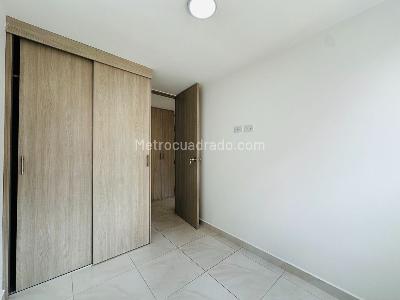 Apartamento de 3 alcobas en venta en Villas De San Antonio (Sector Ditaires), Itagüí, 53 m² · foto 8 de 12