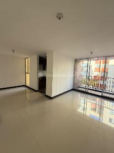 Apartamento de 3 alcobas en venta en Agua Dulce, Envigado, 78 m² · foto 2 de 10